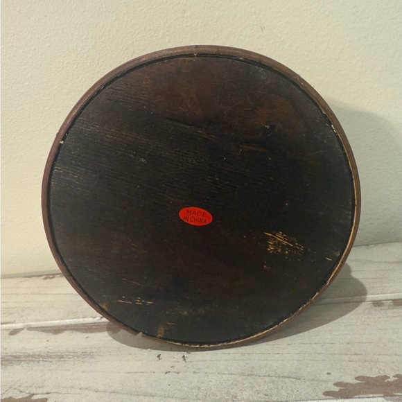 Vintage Handcrafted Wooden Circular Trinket Keepsake Box With Handle - Picture 5 of 9